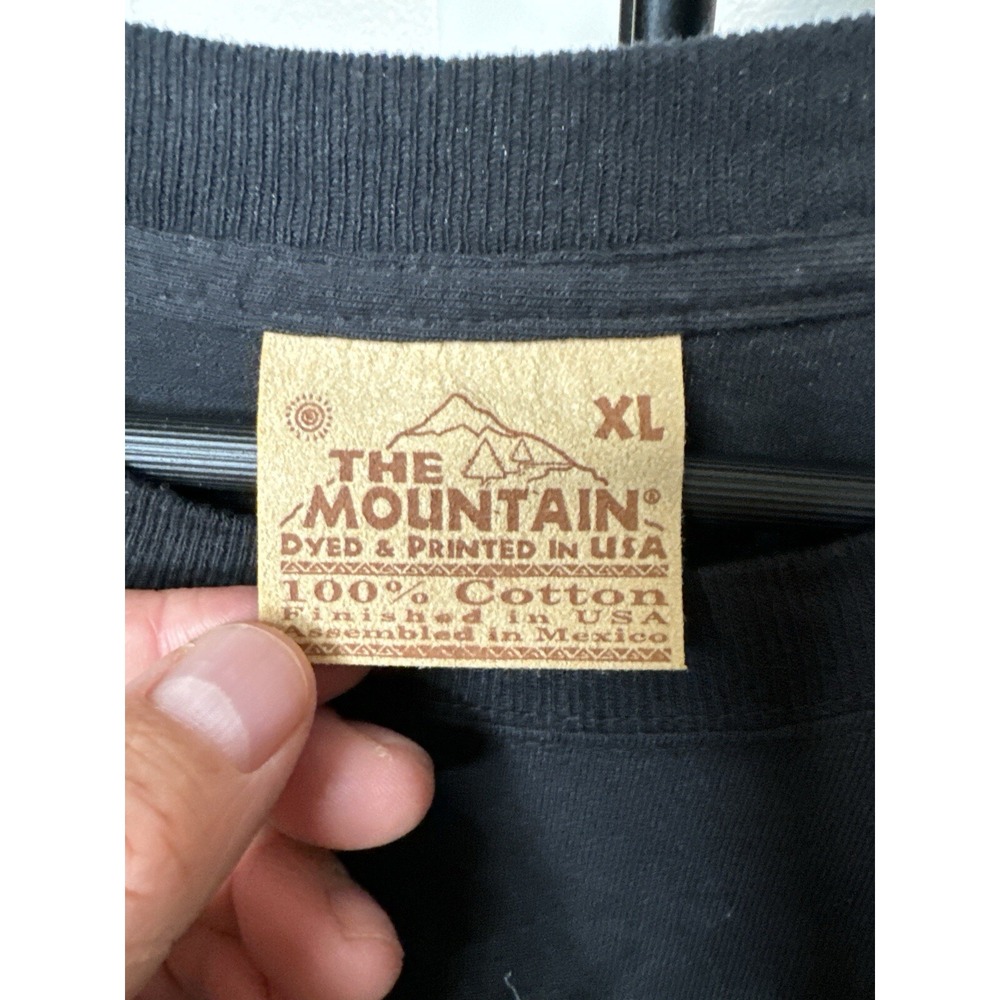 Vintage Y2K The Mountain Roaring Tiger Graphic T Shirt XL USA Made Black - Picture 7 of 8